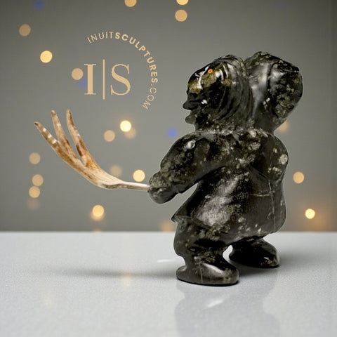 VINTAGE 12" Hunter and Child by Wayne Puqiqnak Gjoa Haven *Donner Twins*